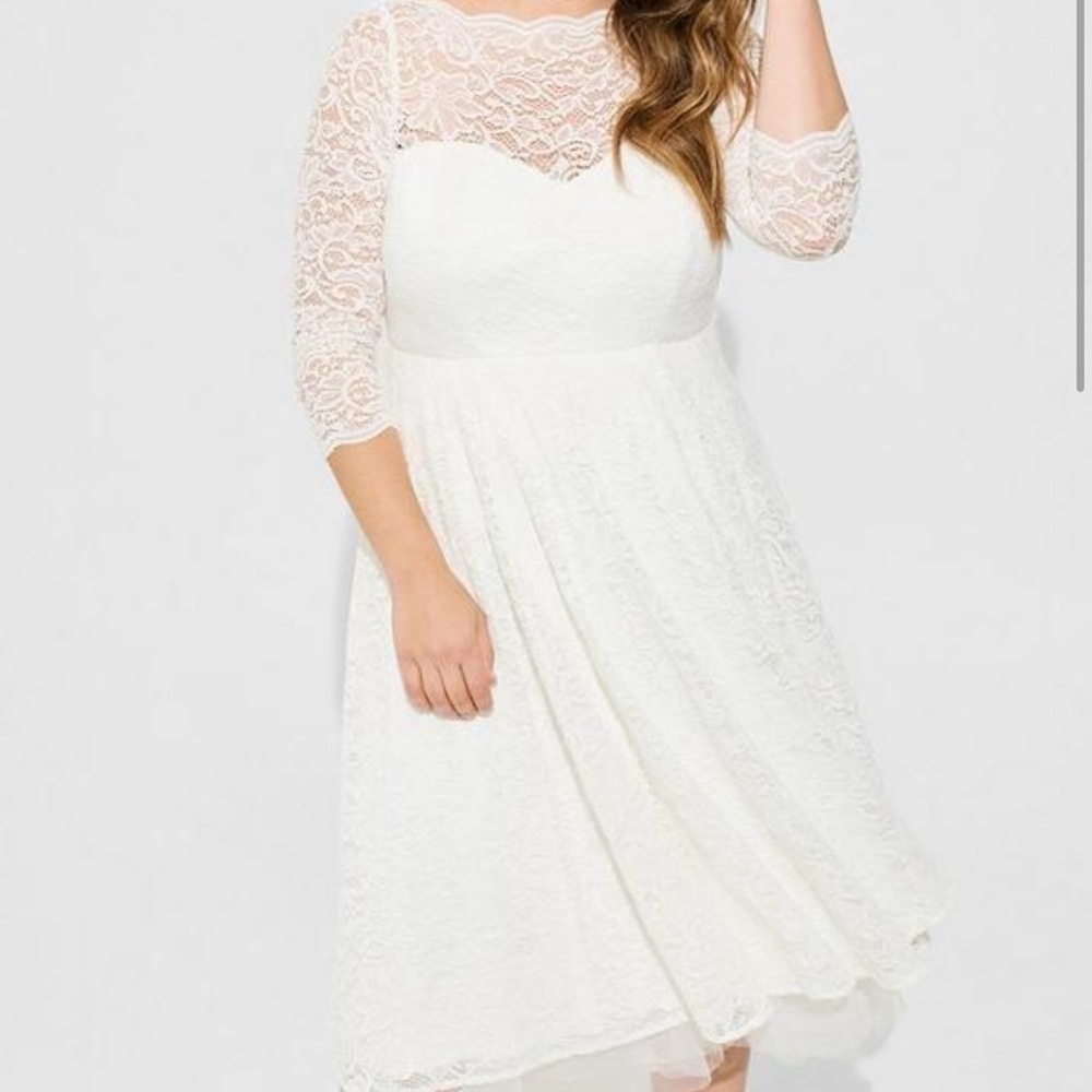 Torrid White Lace Wedding Dress - Picture 3 of 16